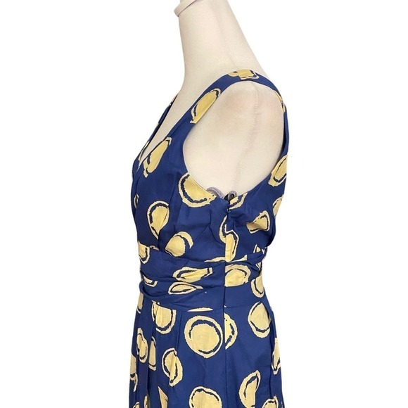 Vera Wang Lavender Label Polka Dot Wrap Dress V Neck Sleeveless Navy Gold Size 6 - Picture 6 of 11